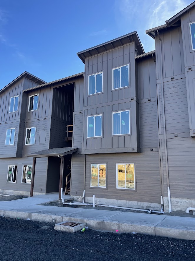 Apartment building in Salem, Oregon